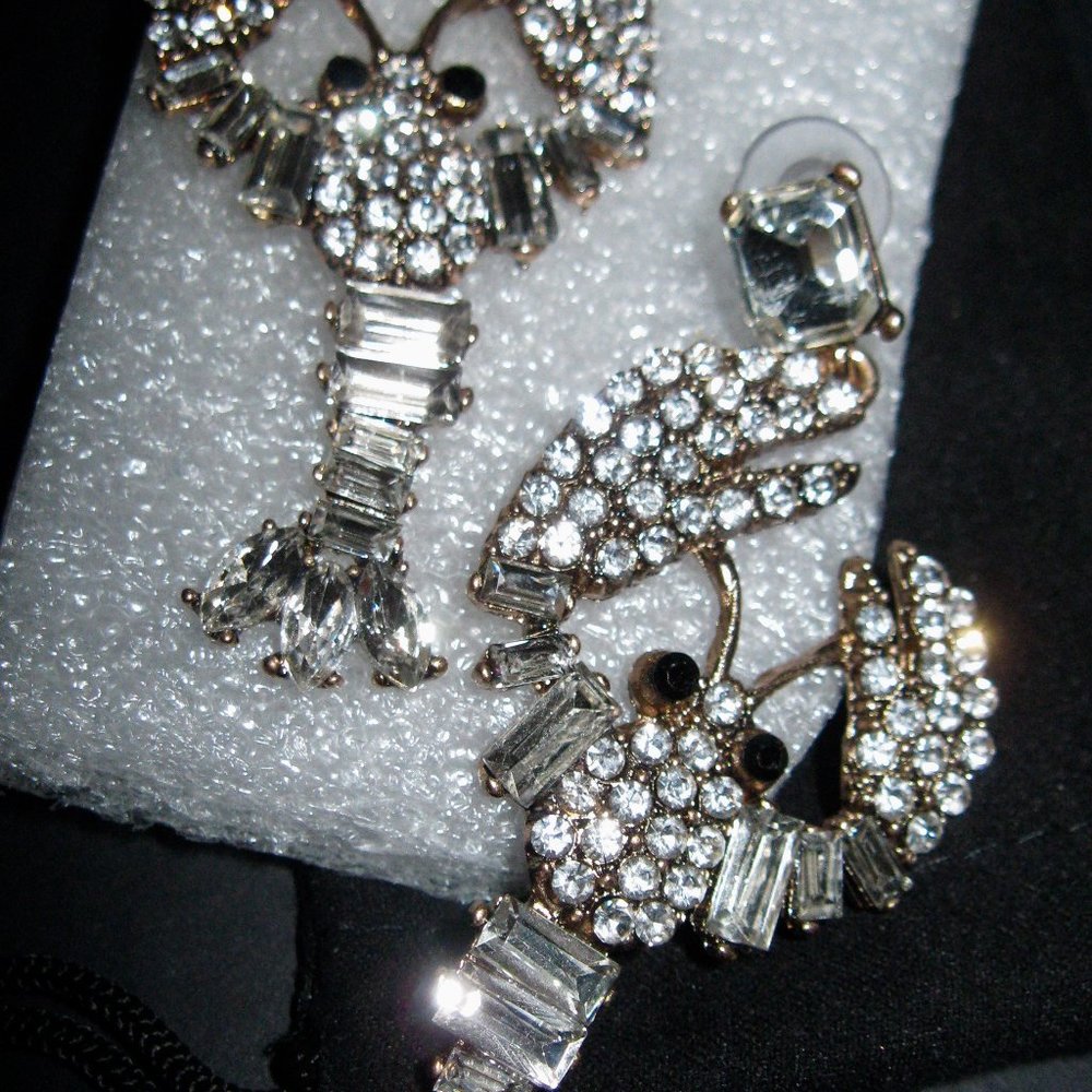 Sparkling Clear Crystal Drop Earrings - Gold Tone - Picture 5 of 5